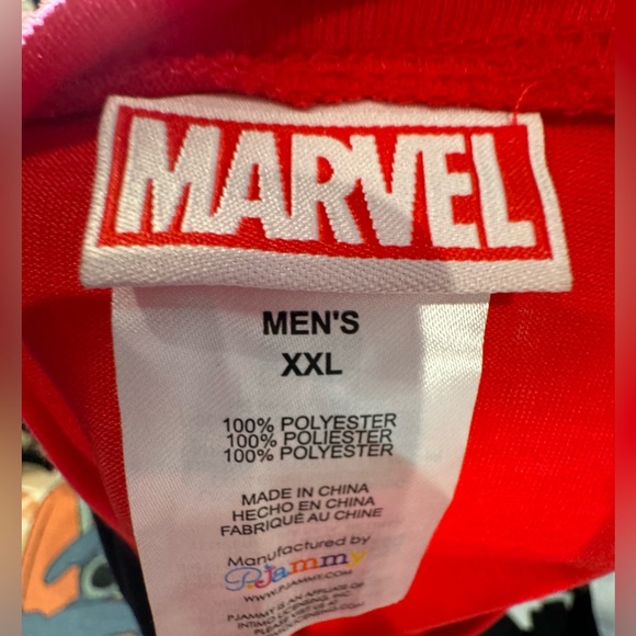 NWT Marvel Deadpool Red and Black Men's Pajama Set size 2X - Picture 11 of 13